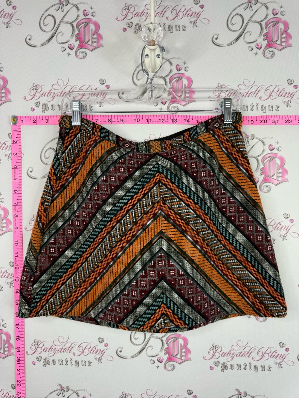 Forever 21 skirt Chevron Mini Skirt in Rust, Teal & Burgundy